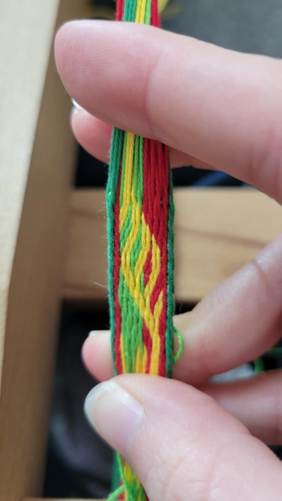 Tests pour la reproduction du galon HallTex 383